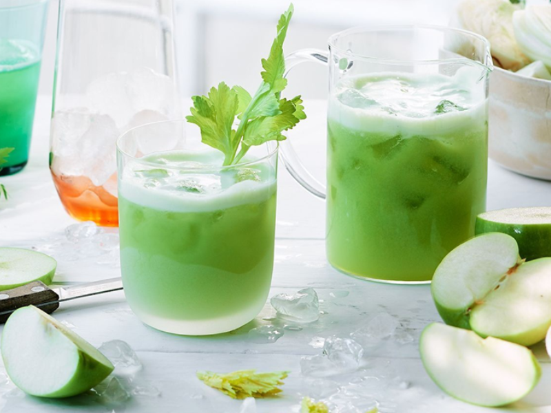 Nước ép táo xanh giảm cân